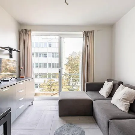 Beautiful 1br/1bar In E.u. District * Brussels