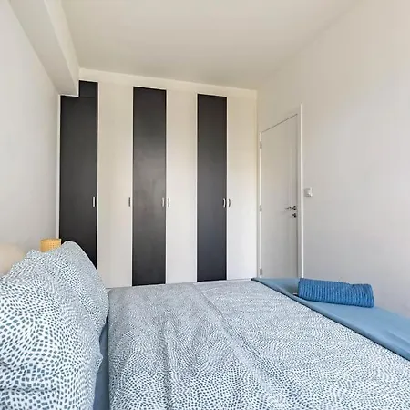Apartment Beautiful 1br/1bar In E.u. District *